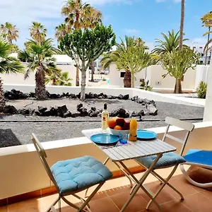 Eduardo A Primera Linea Del Mar Appartement Costa Teguise