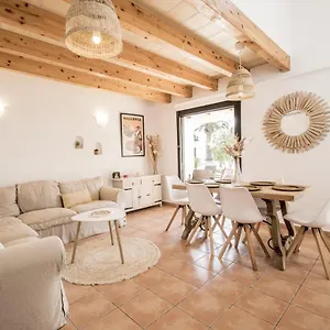 https://villa-alegria-felanitx.balearic-islands.net