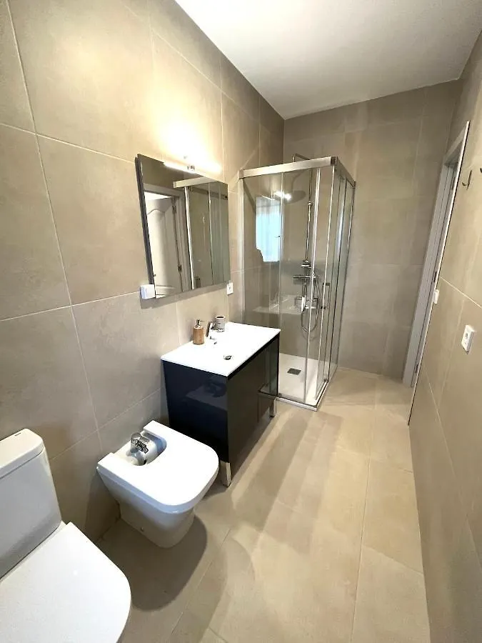 Puente A La Mezquita - Free Parking Apartment Cordoba Spain