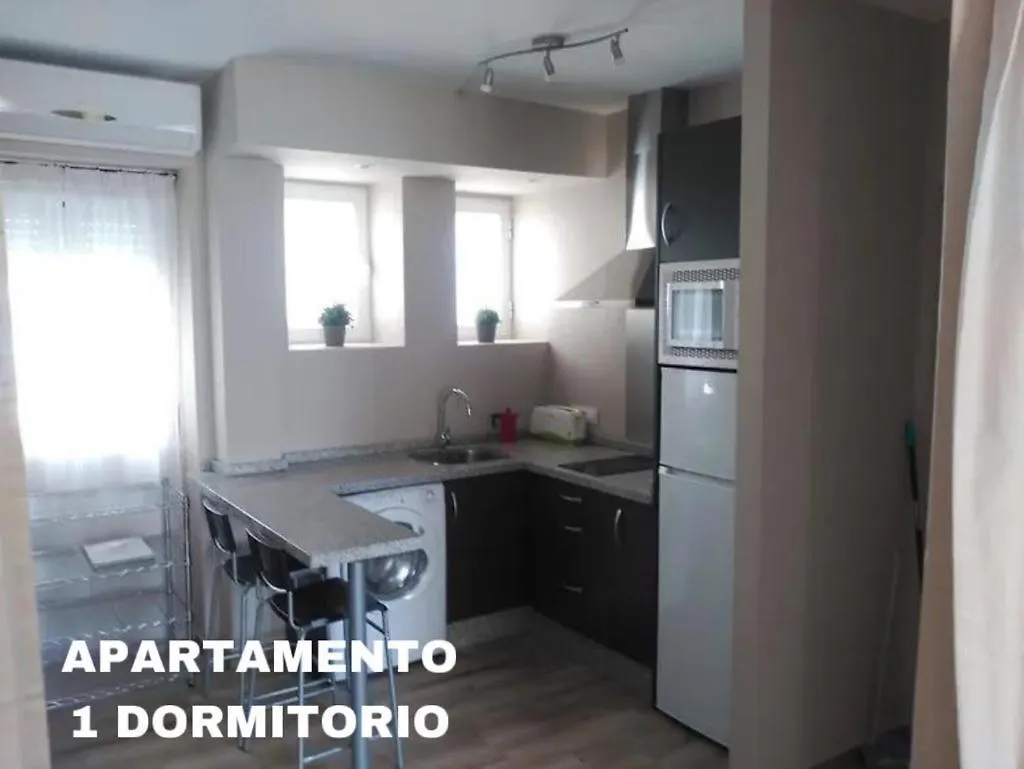 Puente A La Mezquita - Free Parking Apartment Cordoba